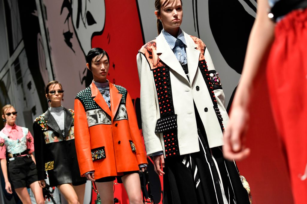 Le eroine sulla passerella di Prada Le eroine sulla passerella di Prada