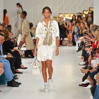 La donna Tod's nella giungla urbana