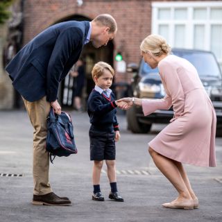 Principe George, le foto del primo giorno di scuola