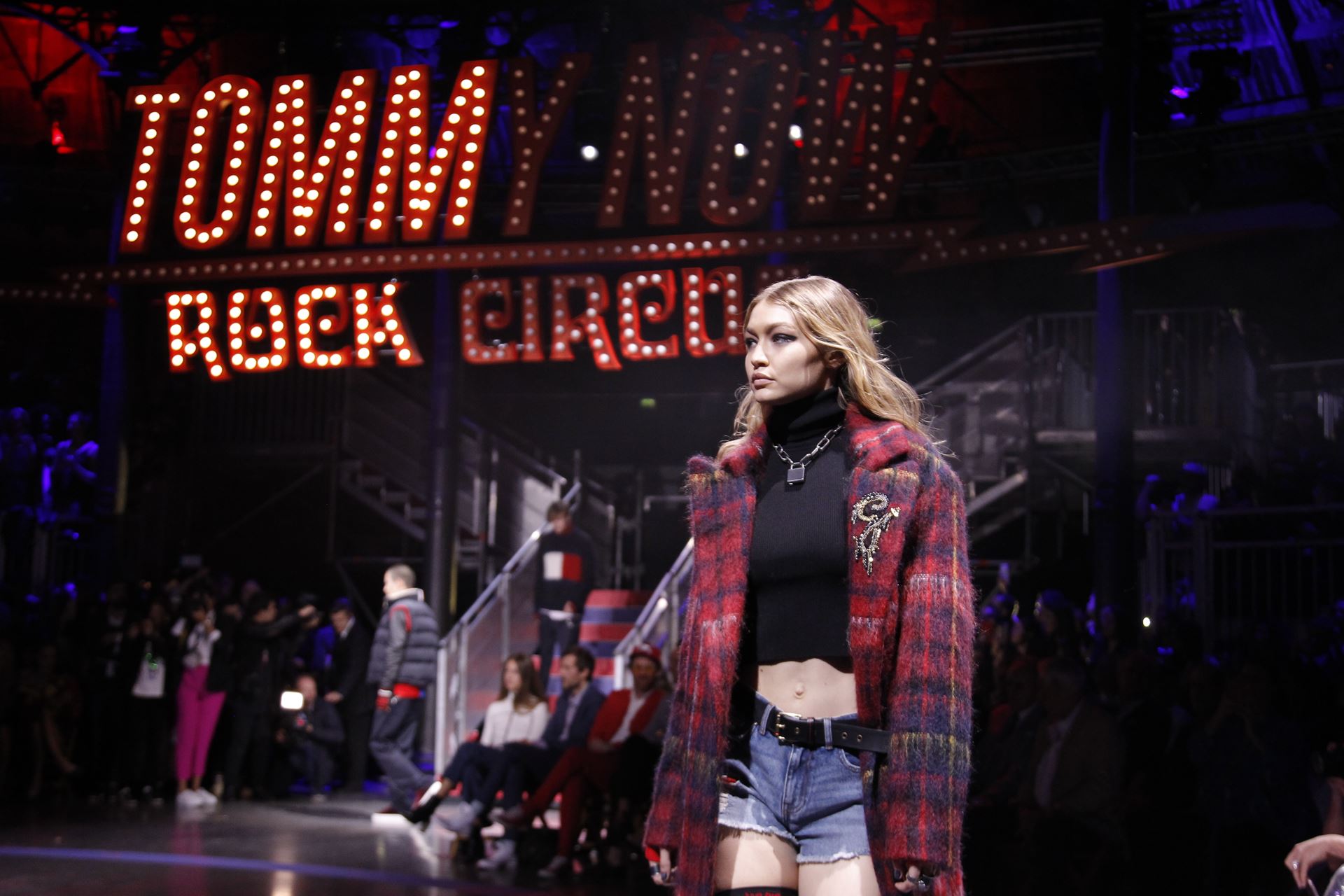 Tommy Hilfiger a Londra con le collezioni see now buy now Tommy Hilfiger a Londra con le collezioni see now buy now
