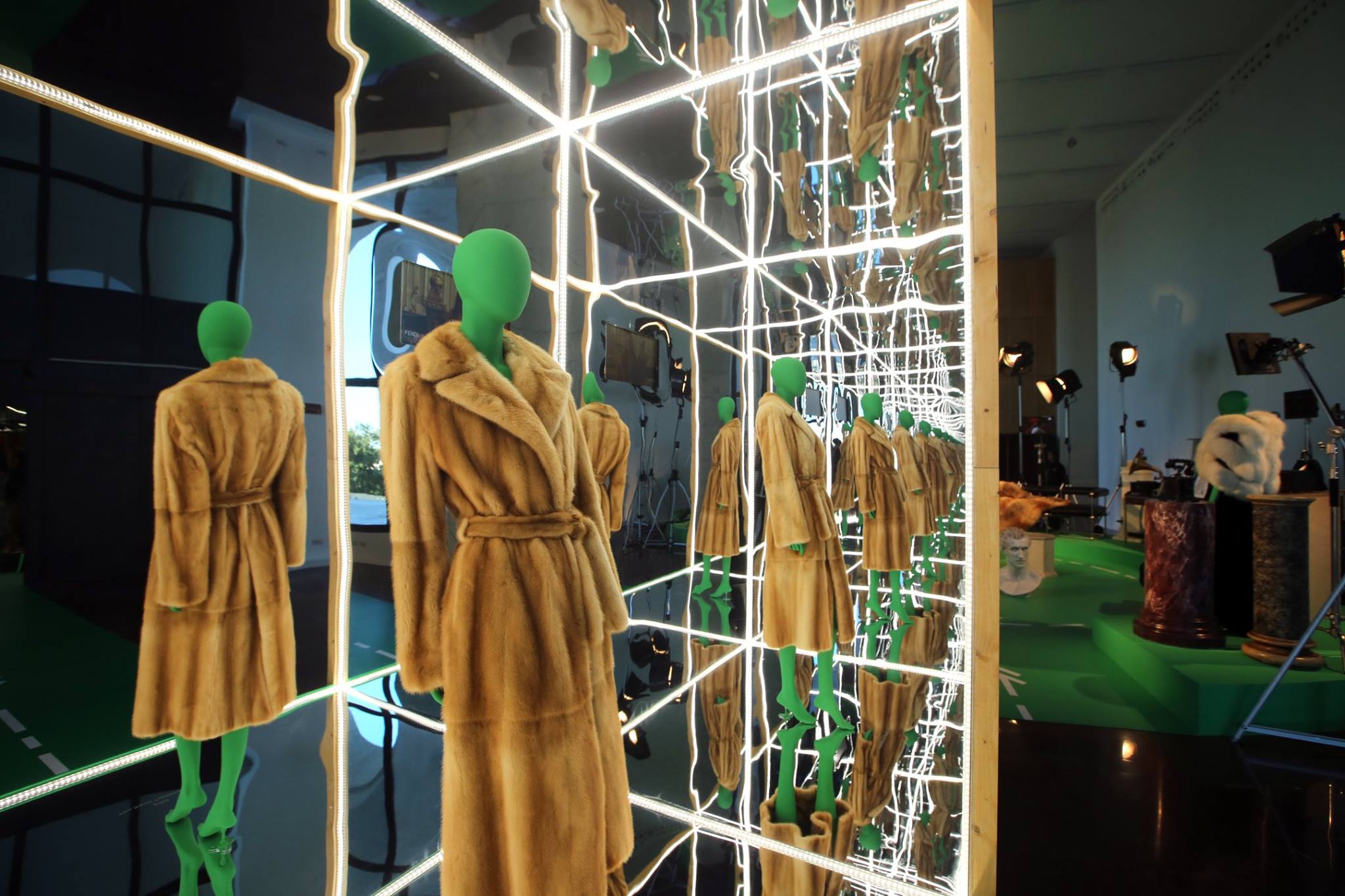 Fendi Studios: in mostra l'amore di Fendi per il cinema Fendi Studios: in mostra l'amore di Fendi per il cinema