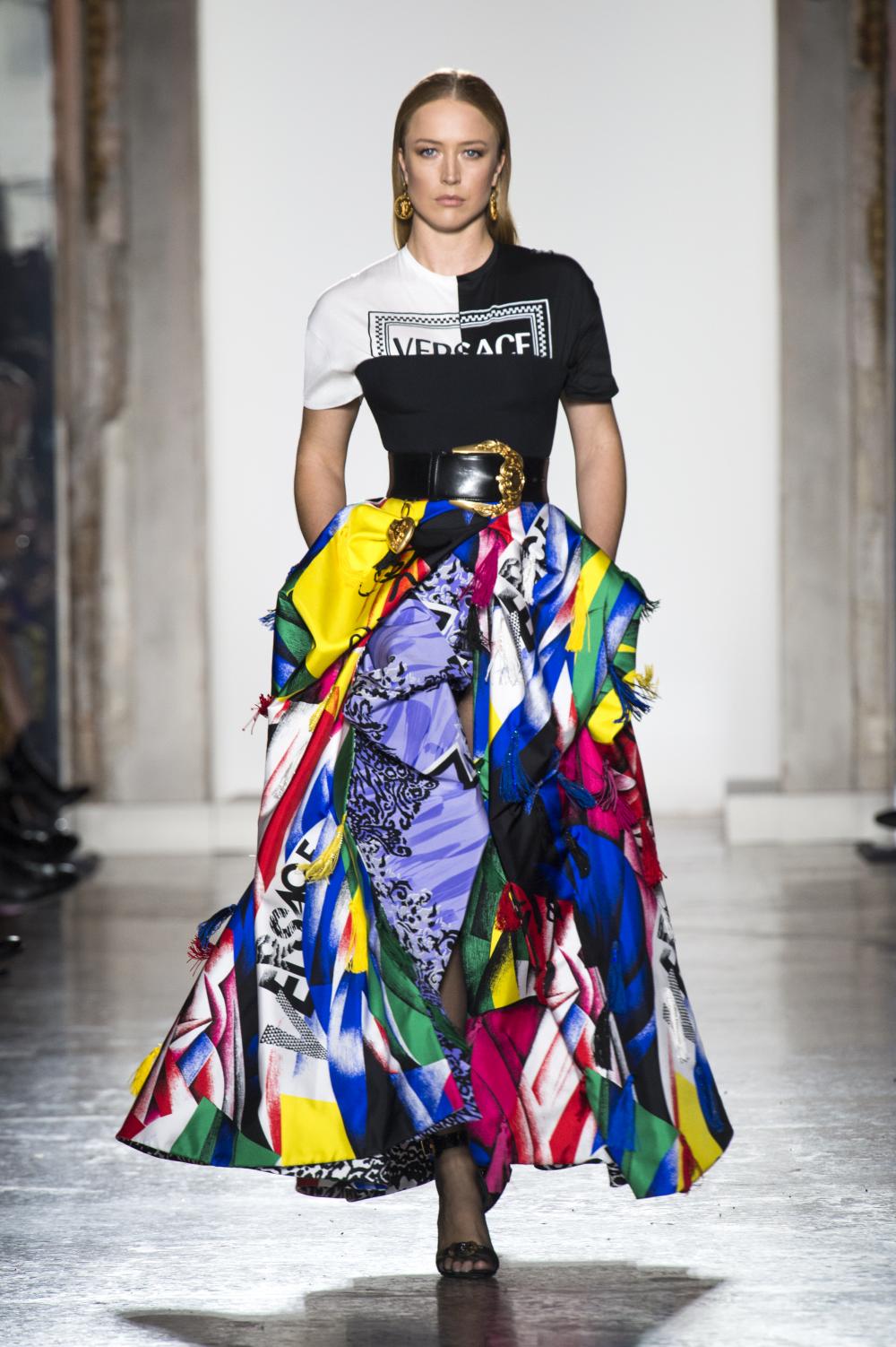 Versace, sfilata Autunno-Inverno 2018/19, le foto Versace, sfilata Autunno-Inverno 2018/19, le foto