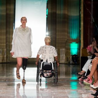L'Alta Moda sfila per la ricerca