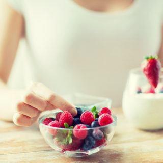 Come dimagrire con la dieta dei frutti di bosco