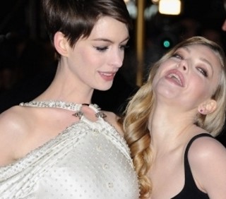 Anne Hathaway Adam Shulman incontri