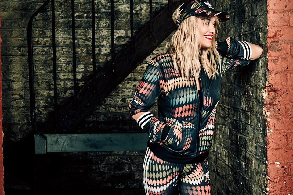 Rita Ora, popstar trasformista e superhot