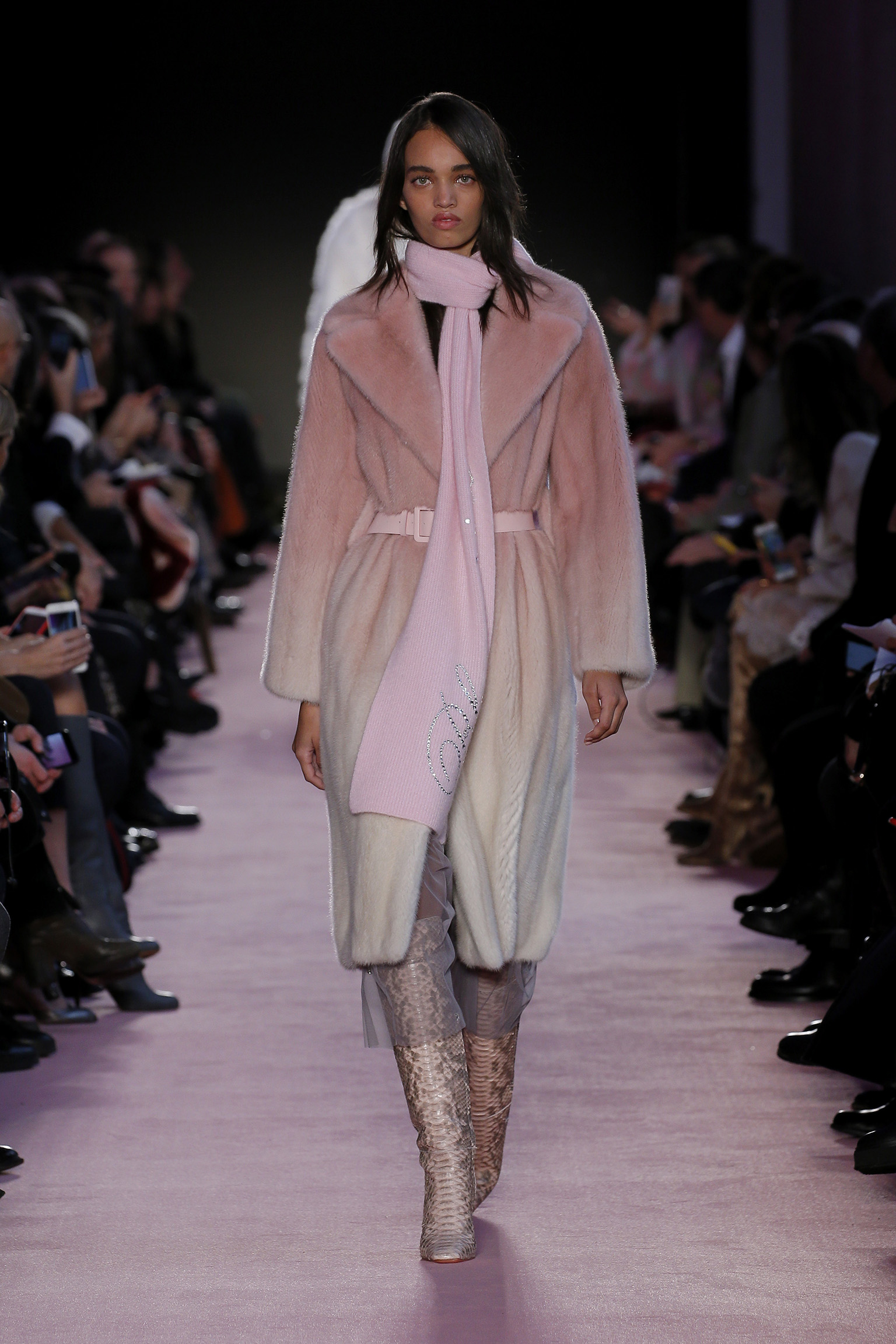 Blumarine, la sfilata Autunno-Inverno 2018/19, le foto