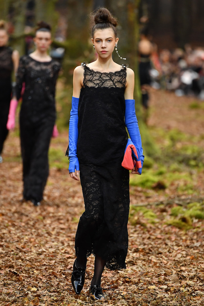 Chanel, la sfilata Autunno-Inverno 2018/19, le foto