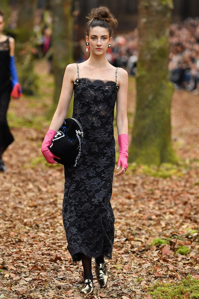 Chanel, la sfilata Autunno-Inverno 2018/19, le foto