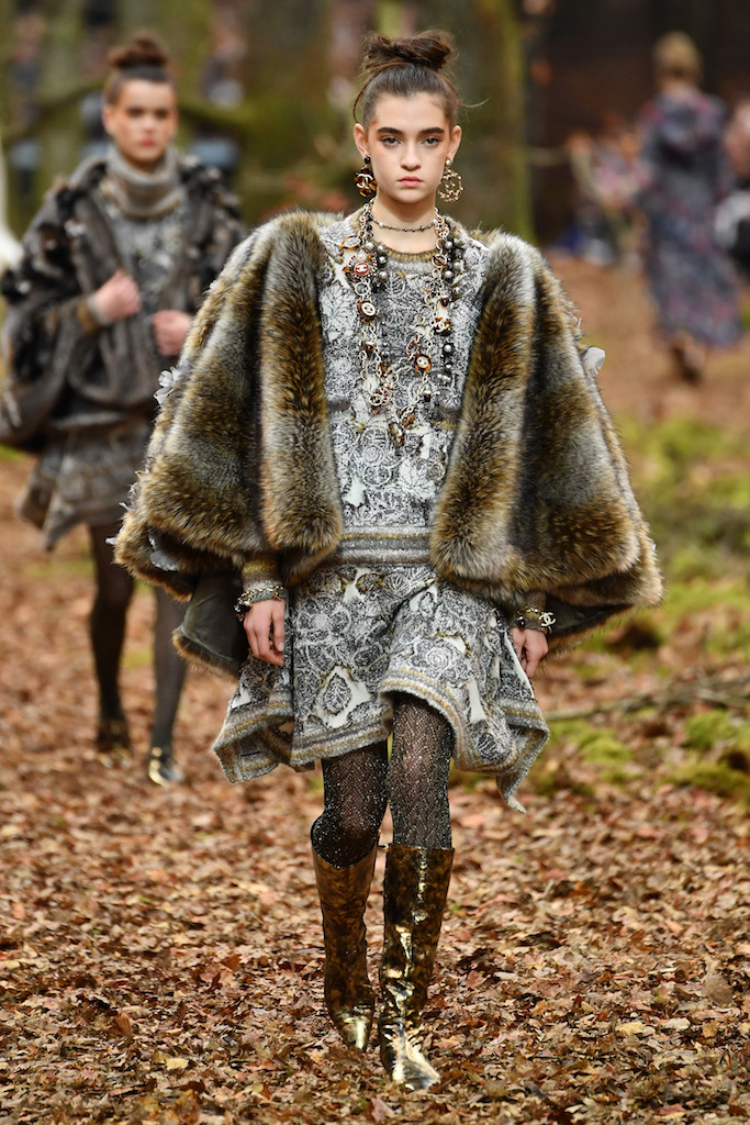 Chanel, la sfilata Autunno-Inverno 2018/19, le foto