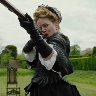 La Favorita: la recensione del film con Emma Stone La Favorita: la recensione del film con Emma Stone