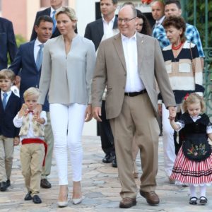 Il primo giorno di scuola dei principi di Monaco Il primo giorno di scuola dei principi di Monaco