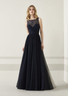 Abiti da cerimonia Pronovias 2019, le foto