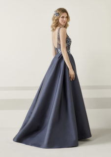 Abiti da cerimonia Pronovias 2019, le foto