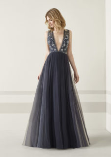 Abiti da cerimonia Pronovias 2019, le foto