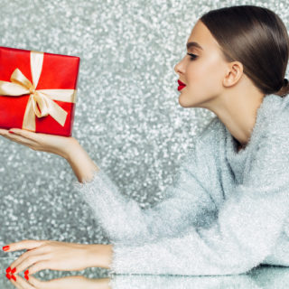 Regali di Natale: cofanetti, profumi & Co. Regali di Natale: cofanetti, profumi & Co.