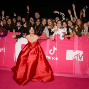 Il pink carpet degli Europe Music Awards Il pink carpet degli Europe Music Awards