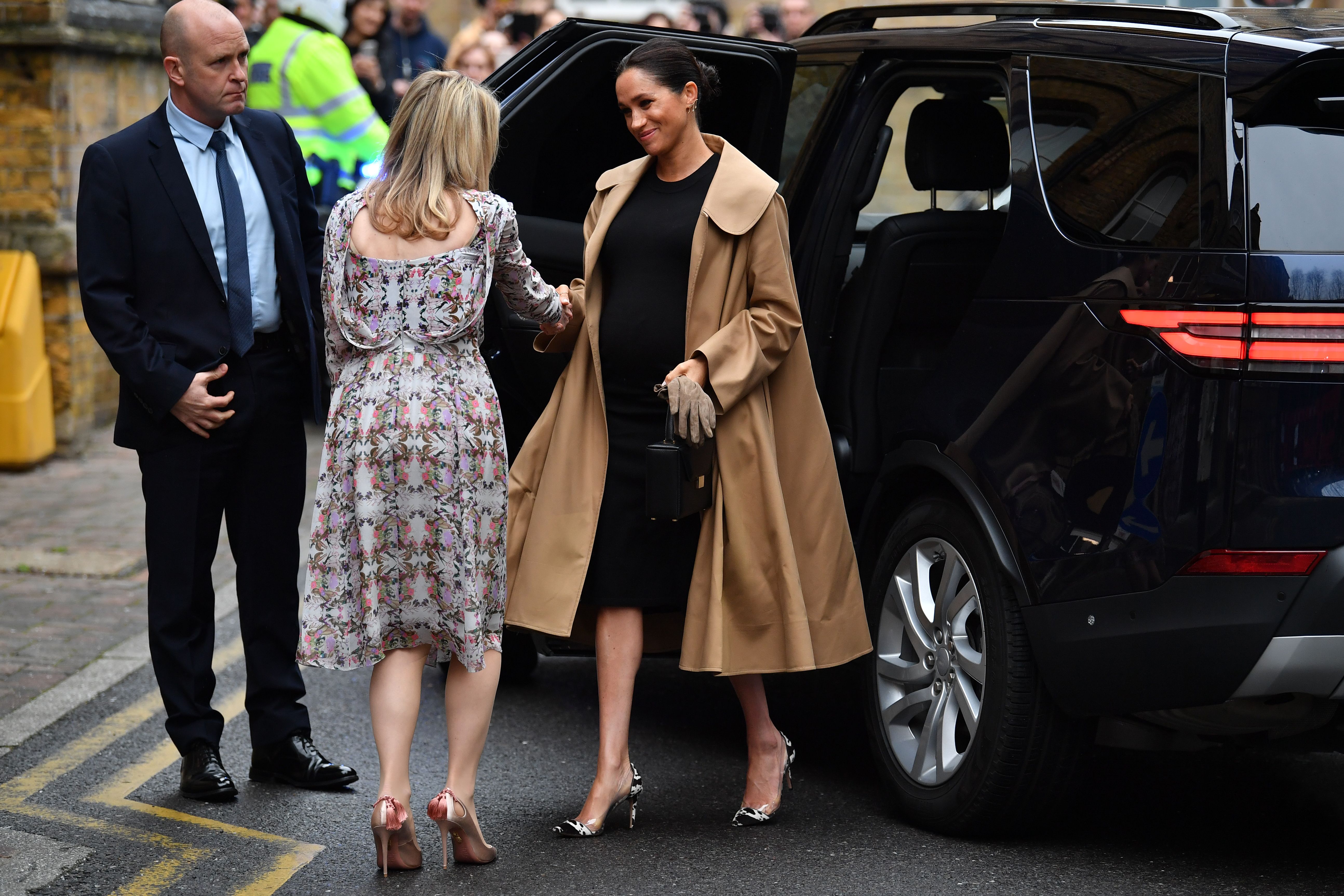 Perchè gli abiti di Meghan sono sempre sgualciti?