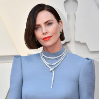 Il figlio di Charlize Theron si sente una ragazza Il figlio di Charlize Theron si sente una ragazza