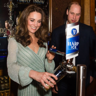 Kate Middleton in Missoni spilla la birra in Irlanda Kate Middleton in Missoni spilla la birra in Irlanda