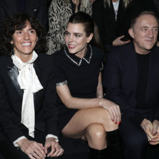 Charlotte Casiraghi, prima apparizione dopo il parto da SL Charlotte Casiraghi, prima apparizione dopo il parto da SL