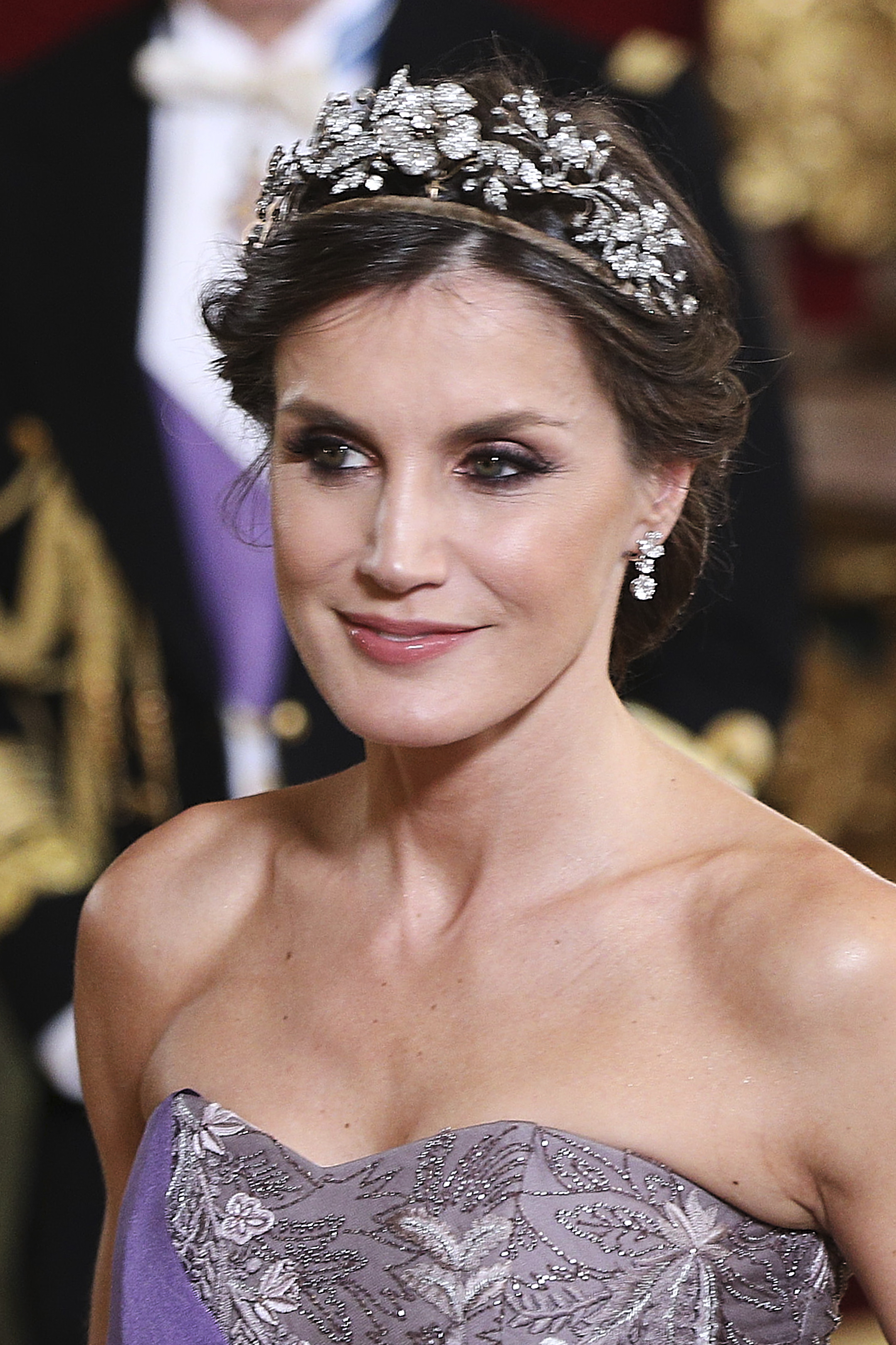 Letizia Ortiz brilla con la tiara della suocera