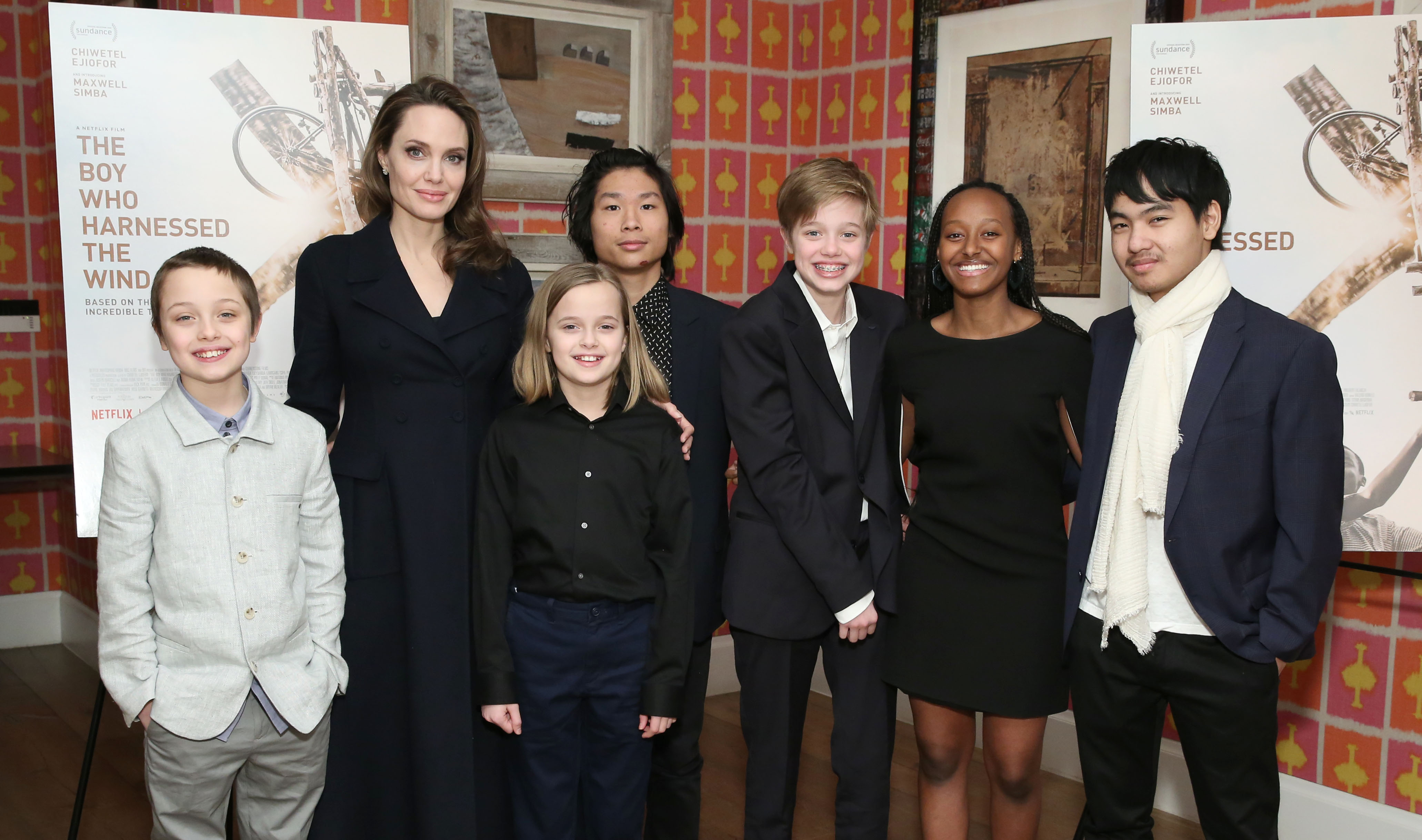 Angelina sul red carpet con i figli