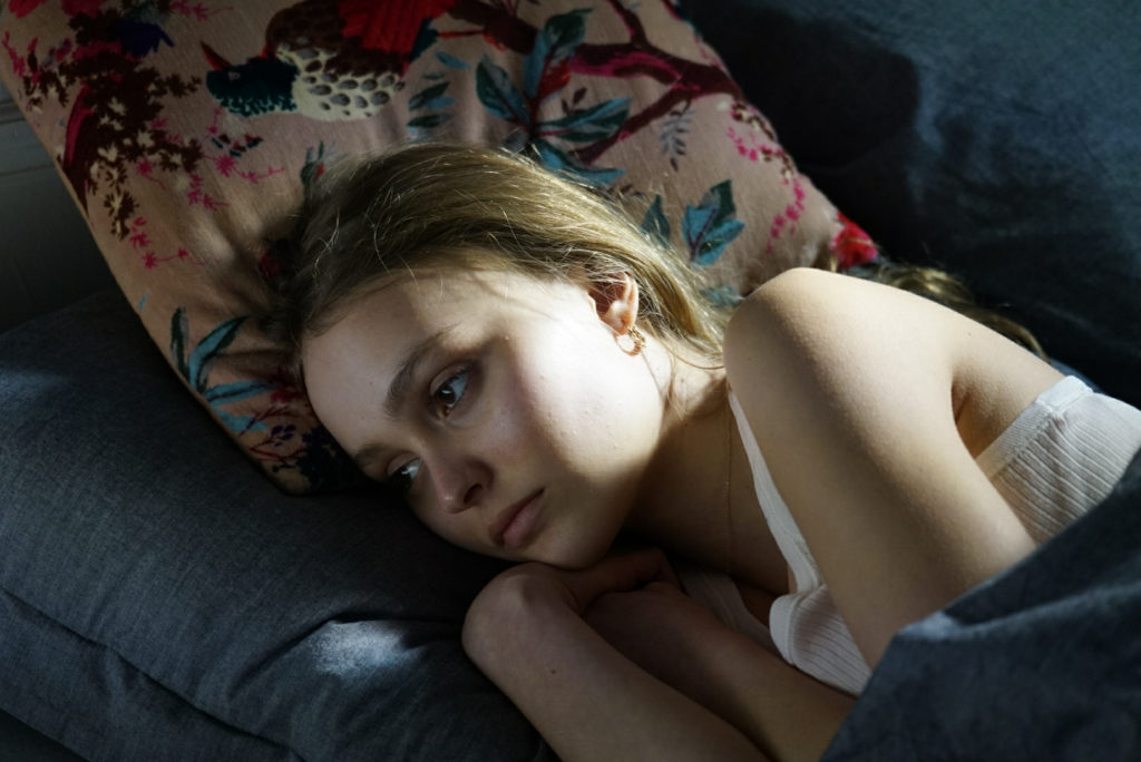 Lily-Rose Depp ne L'uomo fedele