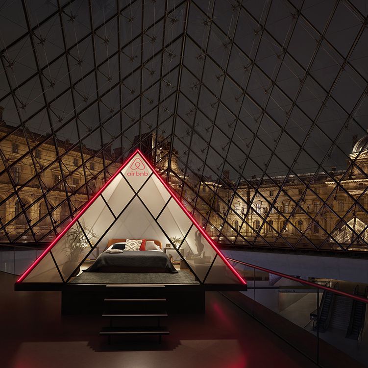 Dormi nel Louvre con Airbnb