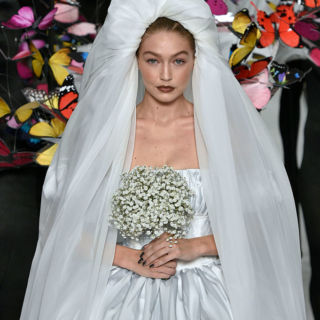 Beauty Alert: 7 trend per la manicure della sposa
