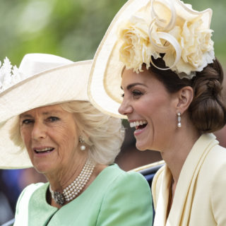 Kate Middleton: il look per Trooping the Colour