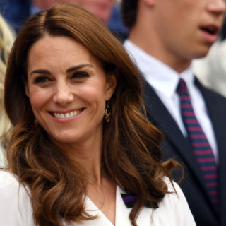 Kate Middleton in bianco incanta Wimbledon