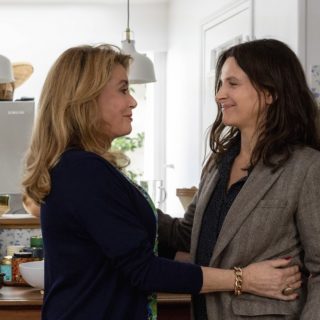 Venezia 76: La vérité, recensione del film con la Deneuve Venezia 76: La vérité, recensione del film con la Deneuve