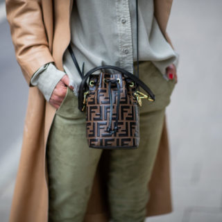 Fashion alert: 10 borse a secchiello al top