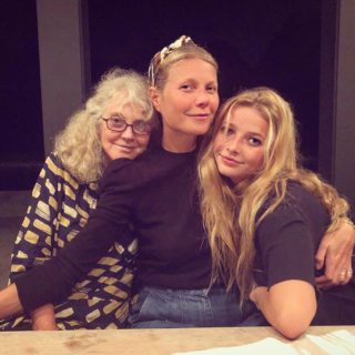 Apple Martin identica a mamma Gwyneth Paltrow Apple Martin identica a mamma Gwyneth Paltrow