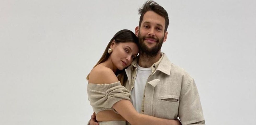 Laetitia Casta torna in passerella dopo dieci anni per Jacquemus