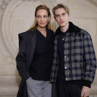 Uma Thurman e Levon Hawke: mamma e figlio per Dior