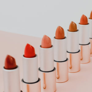 Rossetto color pesca: a chi sta bene? Rossetto color pesca: a chi sta bene?