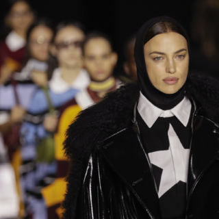 Burberry: in passerella i ricordi londinesi di Tisci