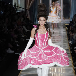 Moschino alla corte di Maria Antonietta