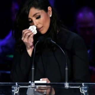 Vanessa Bryant: la commozione per il marito Kobe