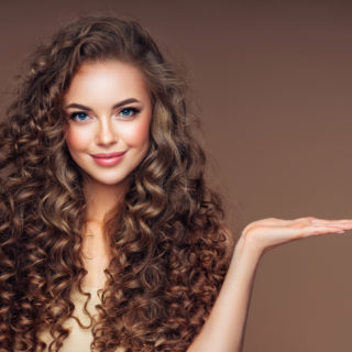 Beauty Advisor: ricci perfetti con i prodotti naturali Beauty Advisor: ricci perfetti con i prodotti naturali