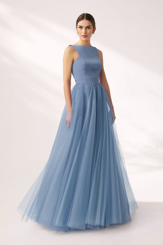 Azzurro colore moda dell estate 2021 i tip per indossarlo DireDonna