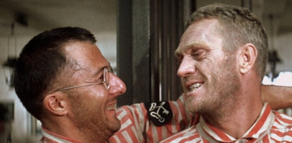 Tutto su Papillon: il film cult con Steve McQueen e Dustin Hoffman su RaiTre