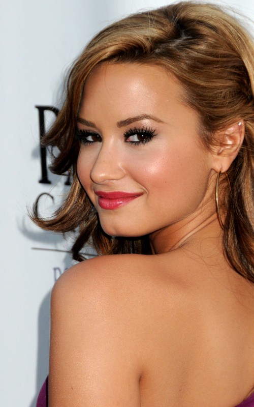 Demi Lovato Si è Rifatta Il Seno