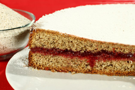 Dolci poco calorici: esempi di torta ipocalorica | DireDonna