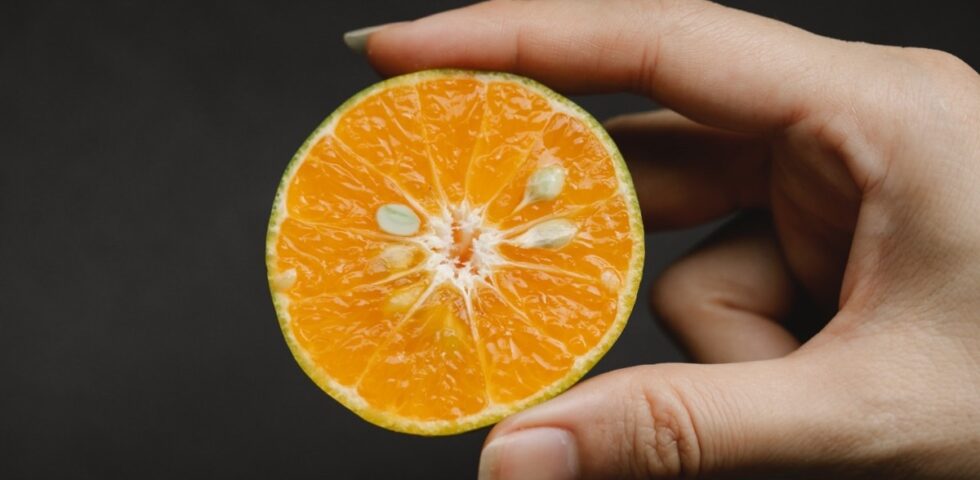 Pelle spenta? I migliori cosmetici alla vitamina C dell'autunno/inverno 2022-2023